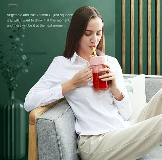 MUG SHAPED PORTABLE BLENDER WITH STRAW