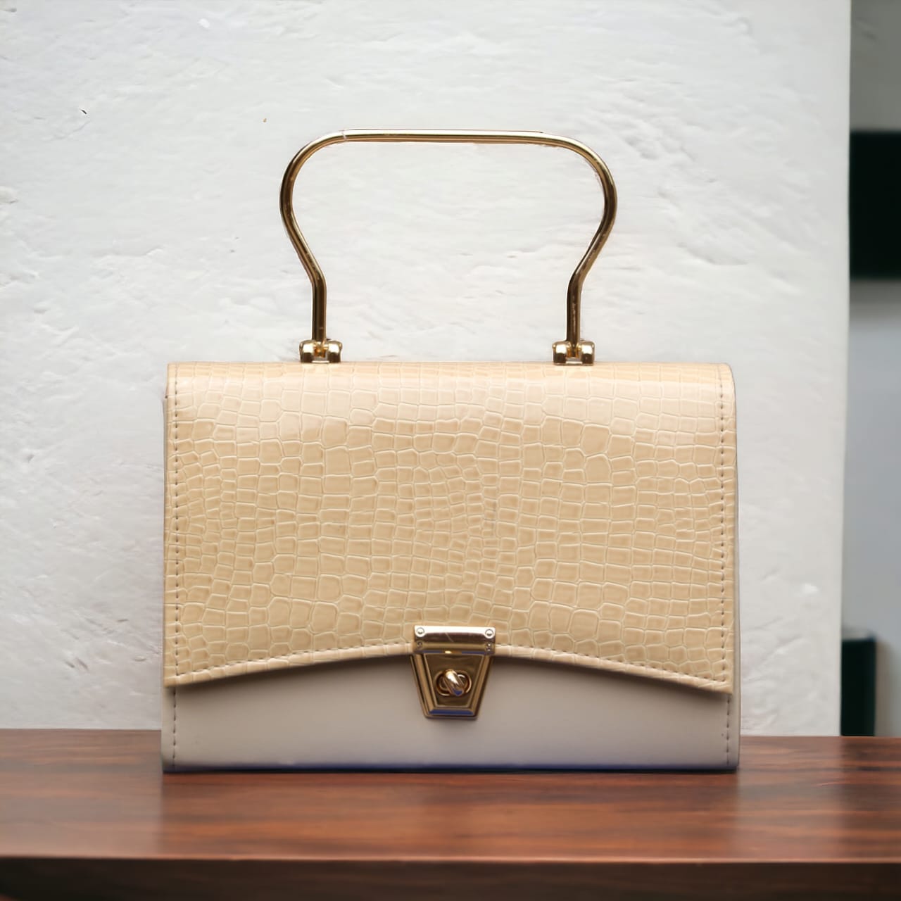 STYLISH HAND BAG WITH TOP HANDLE AND LONG STRAP